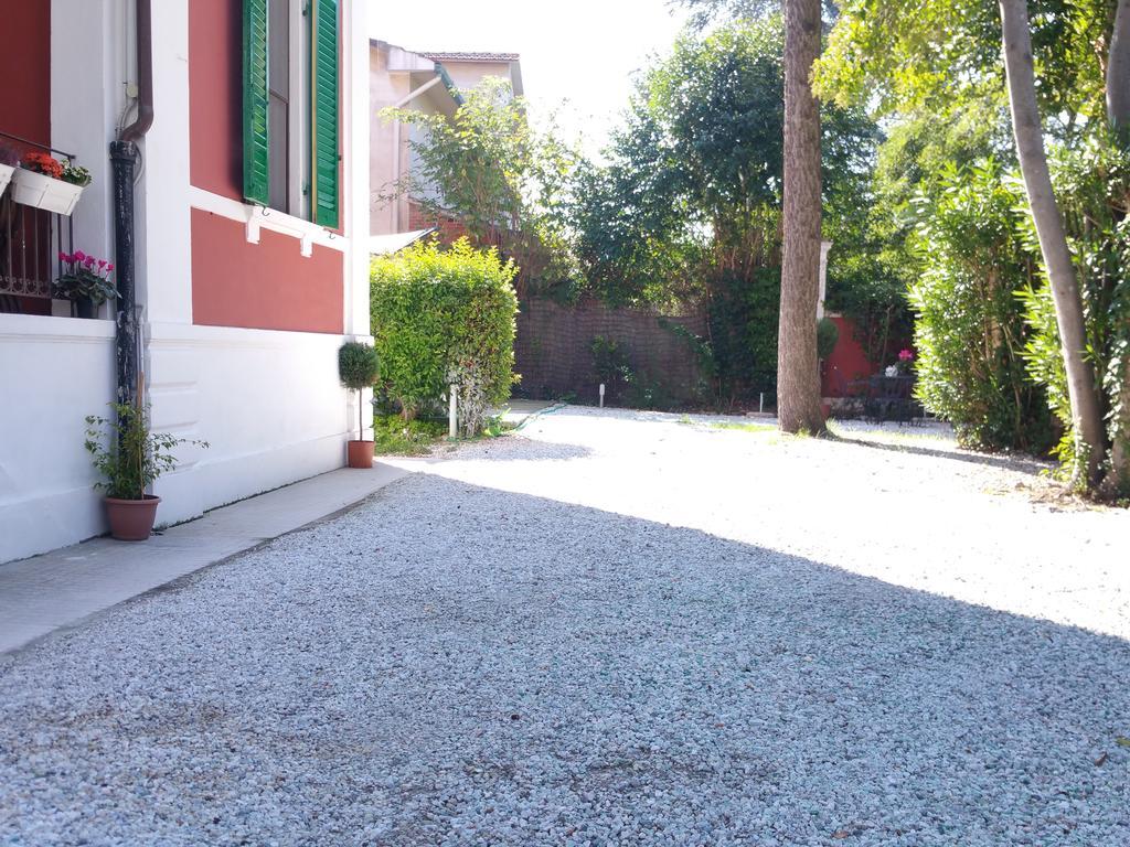 B&B Villa Regina Пиза Экстерьер фото
